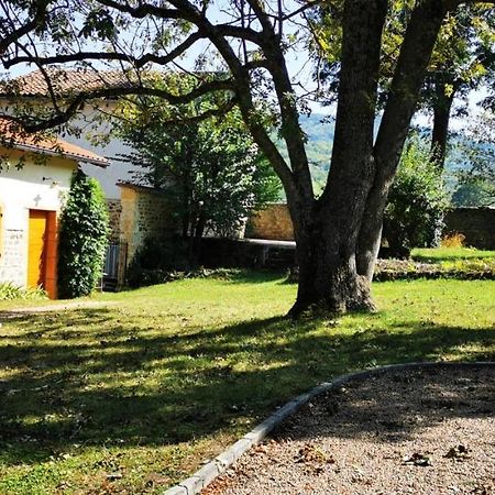 Evasion Nature Et Convivialite Sourcieux-les-Mines Luaran gambar